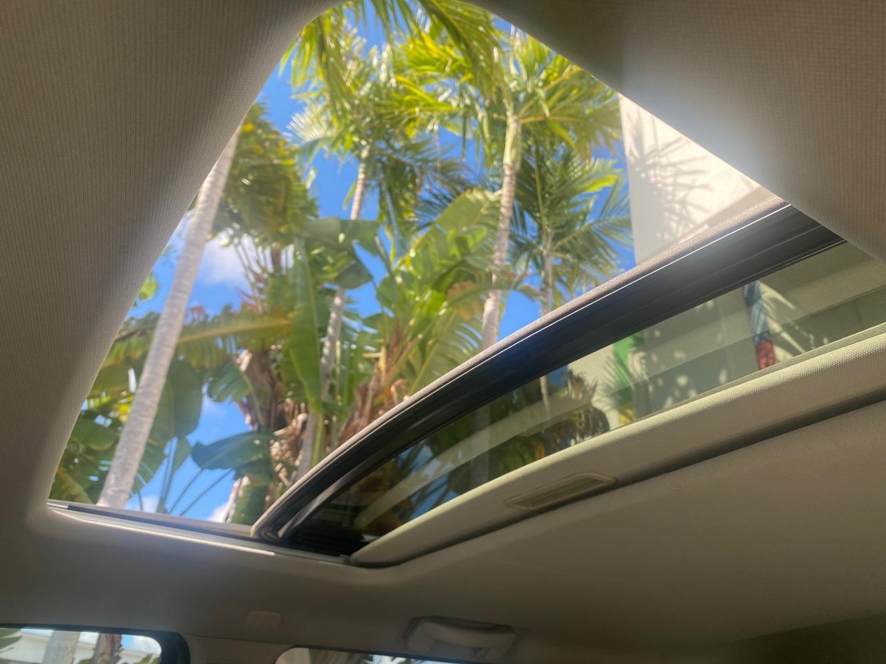 2006 Jeep Grand Cherokee Overland LOW MILES 57,372 1 OWNER 4WD Pompano Beach FL