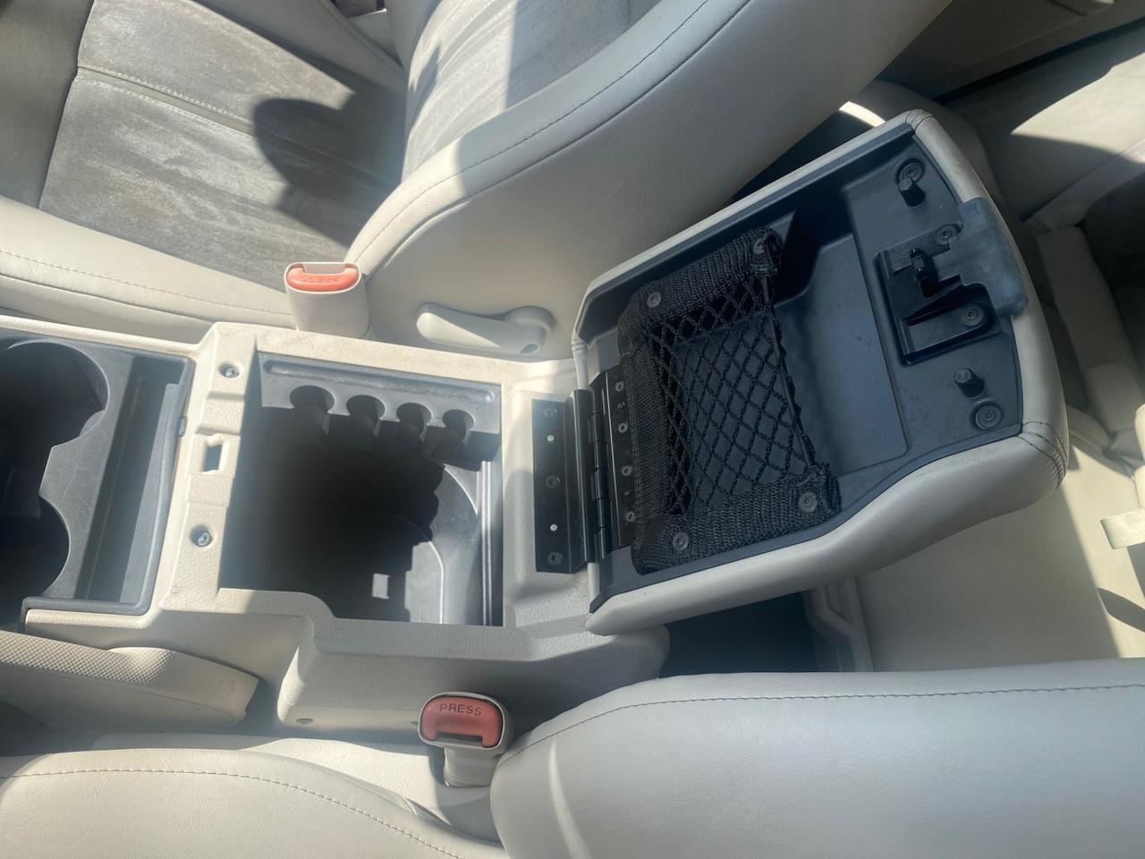 2006 Jeep Grand Cherokee Overland LOW MILES 57,372 1 OWNER 4WD Pompano Beach FL