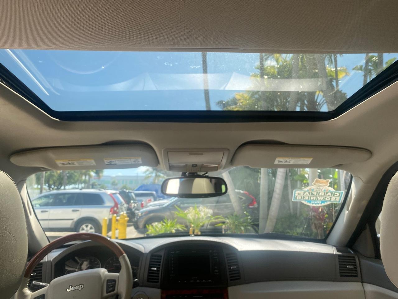 2006 Jeep Grand Cherokee Overland LOW MILES 57,372 1 OWNER 4WD Pompano Beach FL