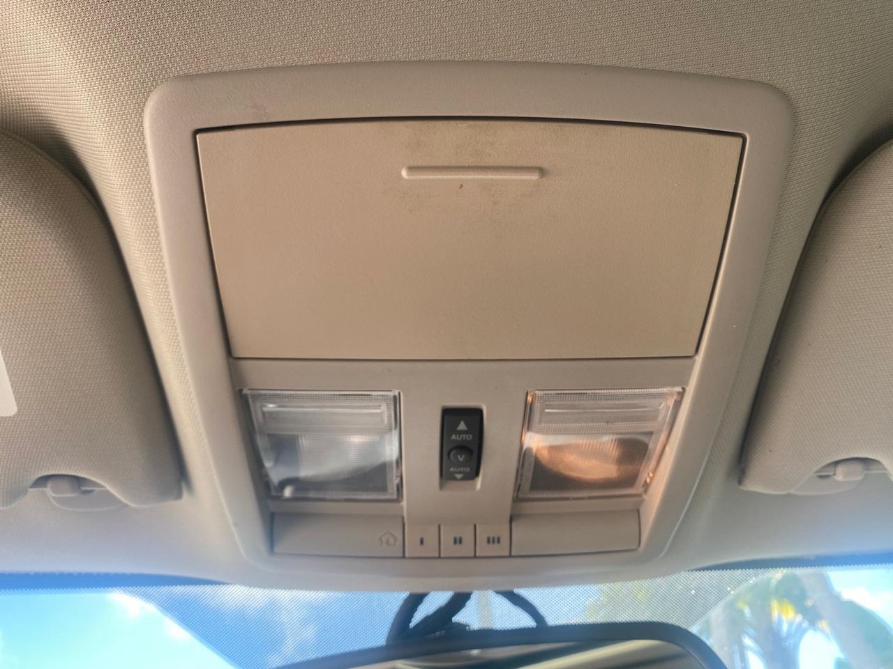 2006 Jeep Grand Cherokee Overland LOW MILES 57,372 1 OWNER 4WD Pompano Beach FL