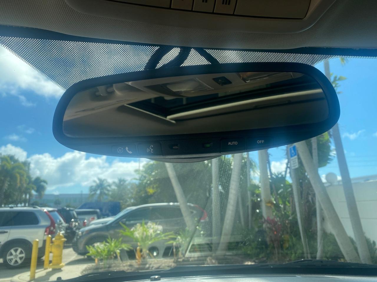 2006 Jeep Grand Cherokee Overland LOW MILES 57,372 1 OWNER 4WD Pompano Beach FL