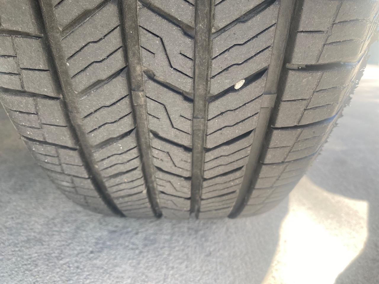 2006 Jeep Grand Cherokee Overland LOW MILES 57,372 1 OWNER 4WD Pompano Beach FL