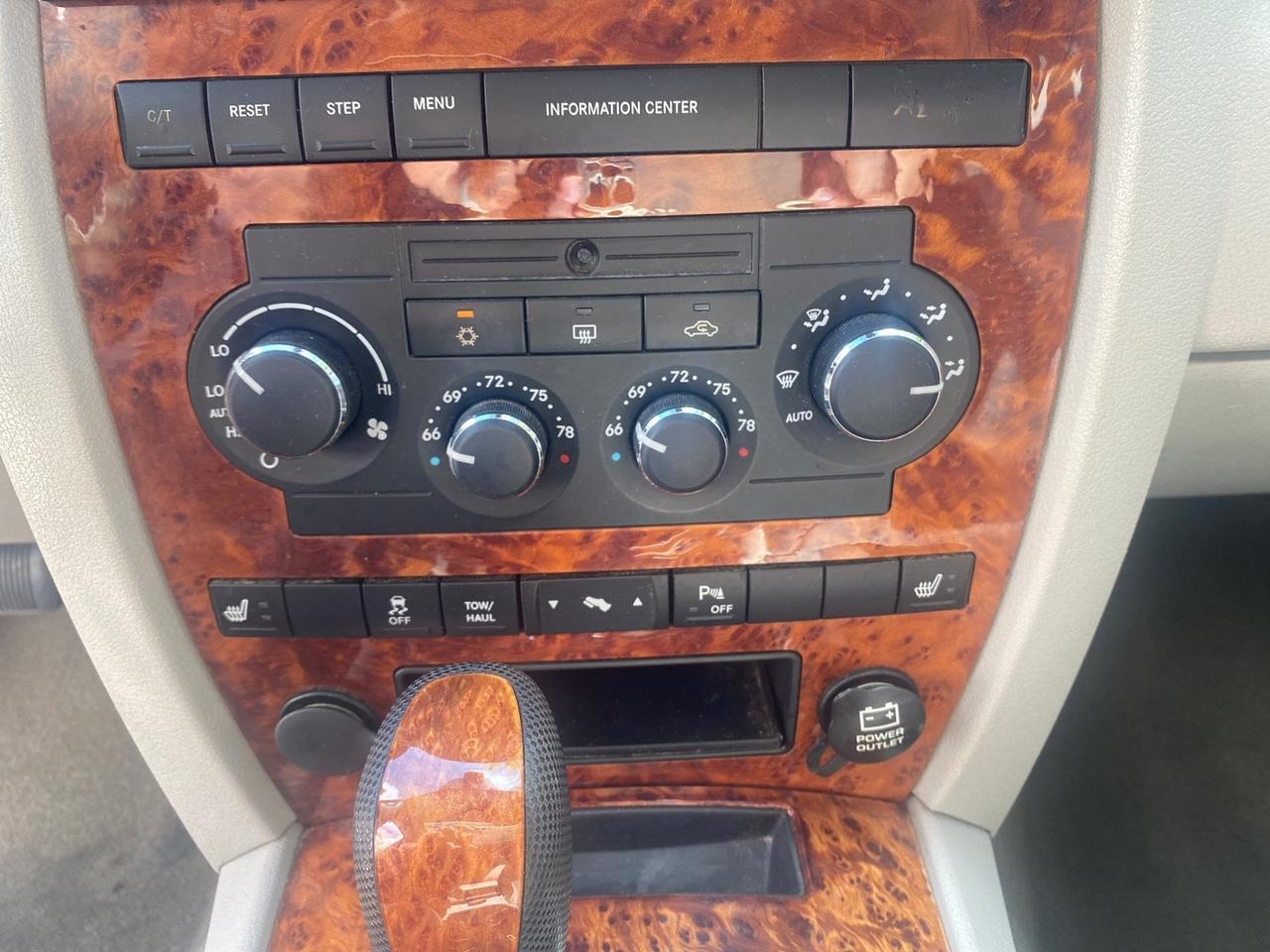 2006 Jeep Grand Cherokee Overland LOW MILES 57,372 1 OWNER 4WD Pompano Beach FL