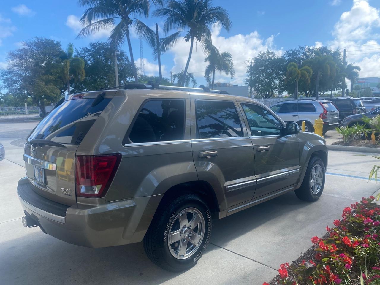 2006 Jeep Grand Cherokee Overland LOW MILES 57,372 1 OWNER 4WD Pompano Beach FL