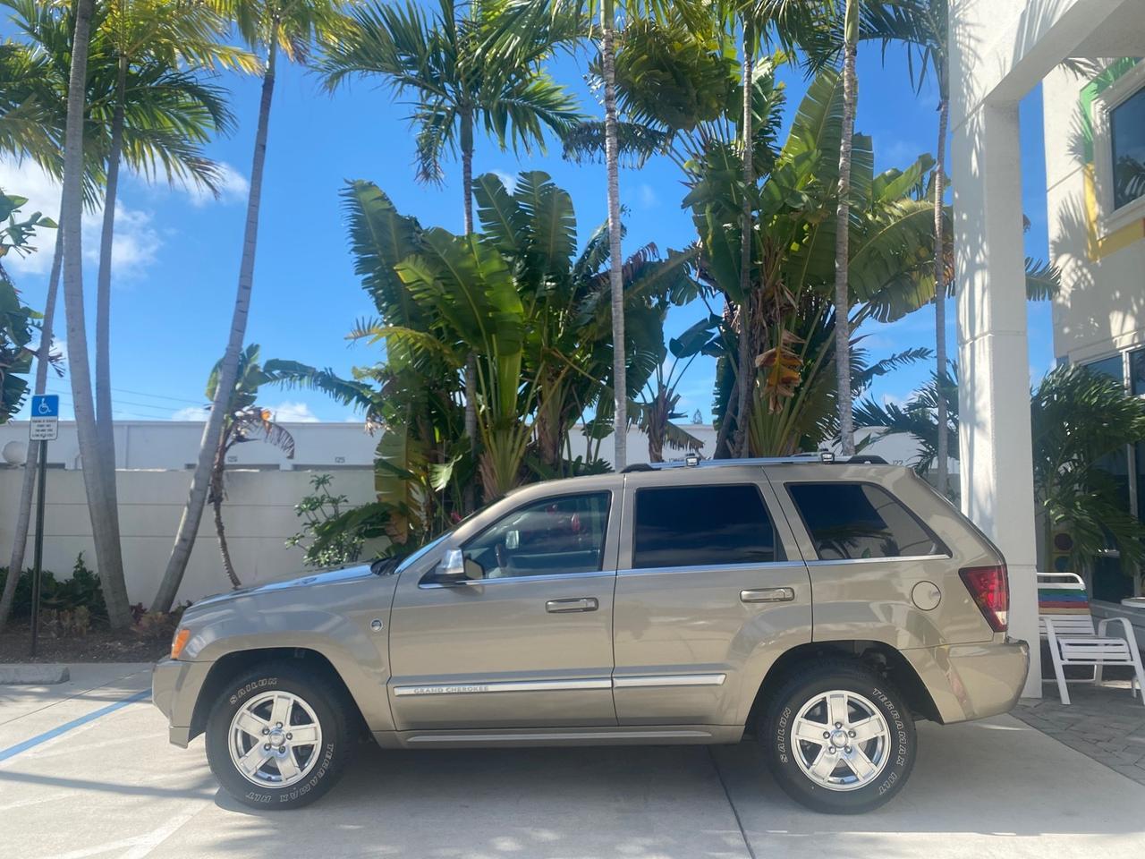 2006 Jeep Grand Cherokee Overland LOW MILES 57,372 1 OWNER 4WD Pompano Beach FL