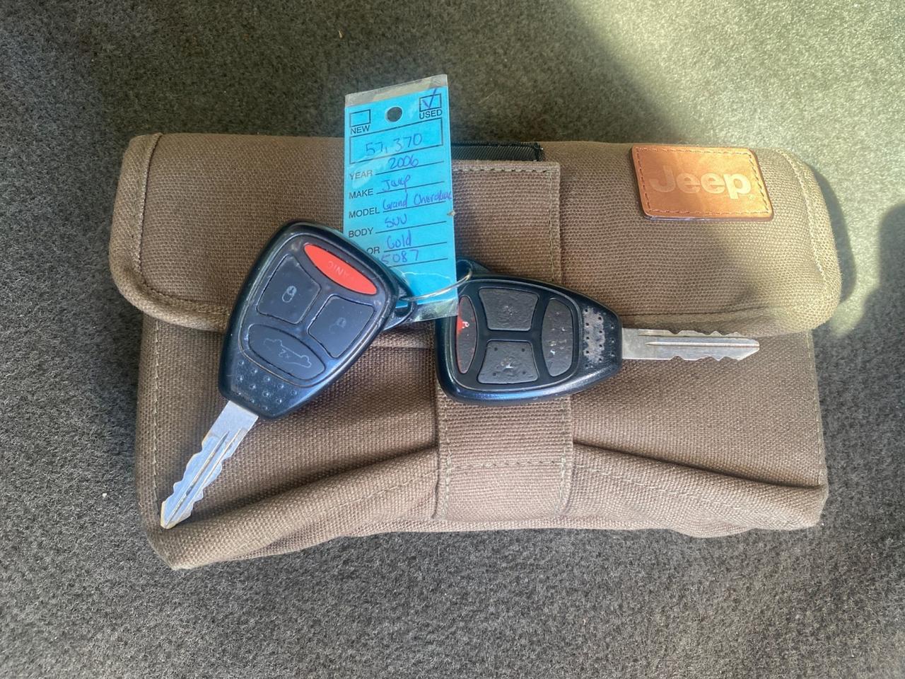 2006 Jeep Grand Cherokee Overland LOW MILES 57,372 1 OWNER 4WD Pompano Beach FL