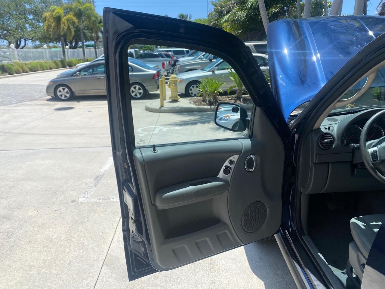 2006 Jeep Liberty 4WD Limited LOW MILES 75410 Pompano Beach FL