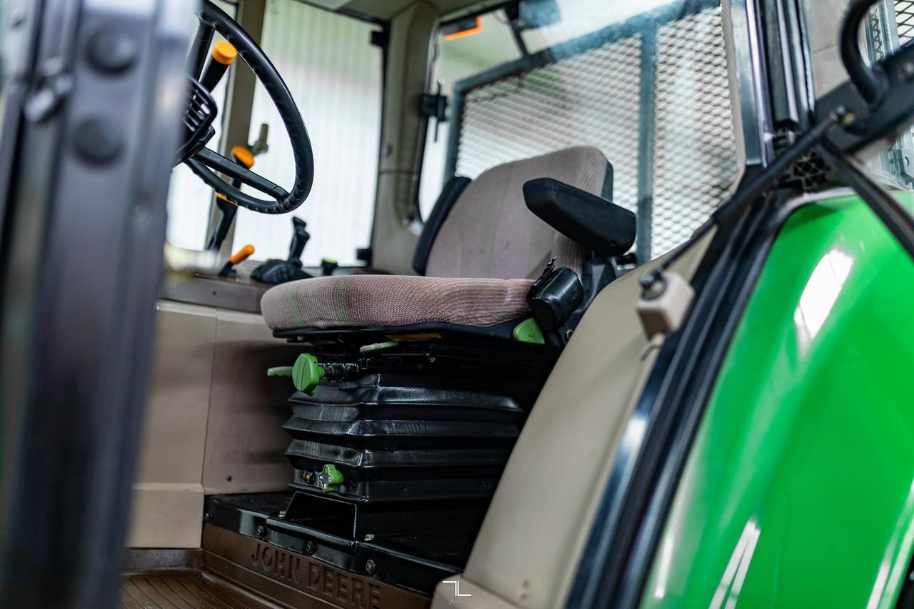 2006 John Deere 6415 4WD Tractor Diesel Red Deer AB