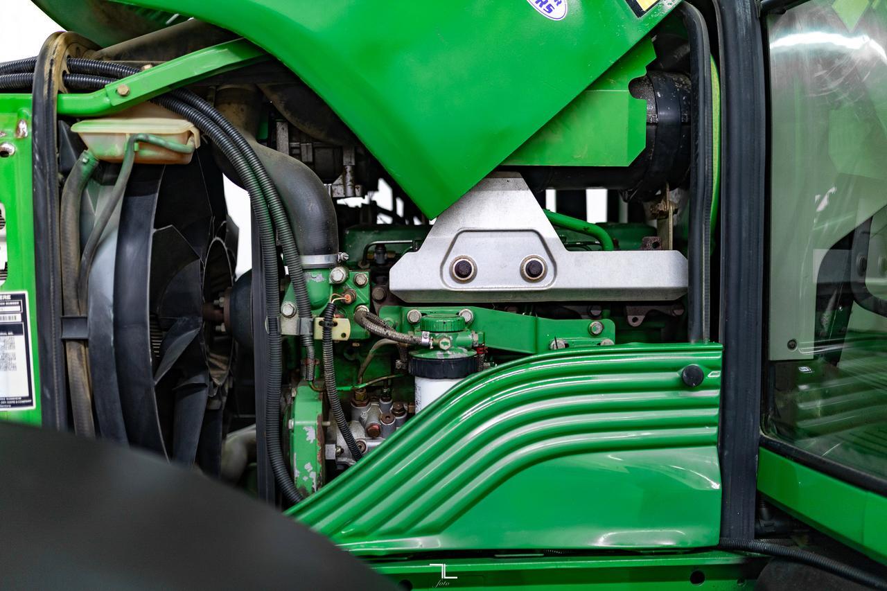 2006 John Deere 6415 4WD Tractor Diesel Red Deer AB