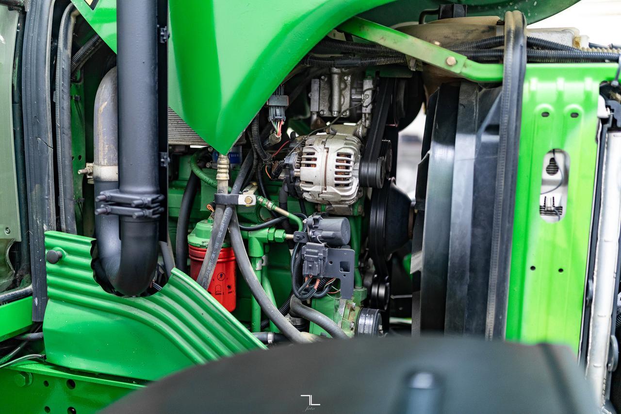 2006 John Deere 6415 4WD Tractor Diesel Red Deer AB