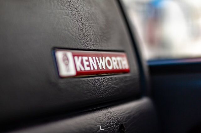 2006 Kenworth T-300 Regular Cab Flat Deck CAT Diesel Red Deer AB