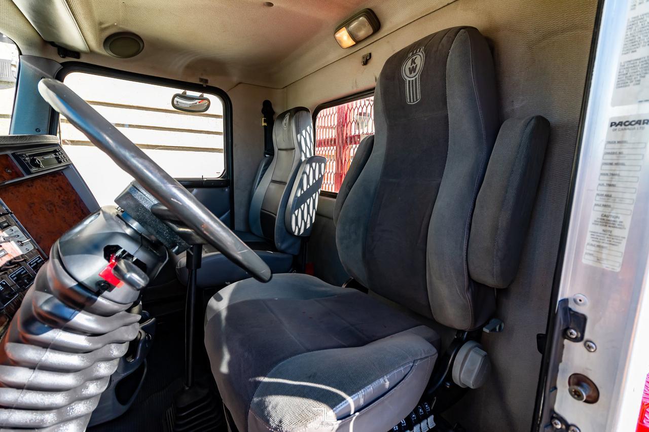 2006 Kenworth T-300 Regular Cab Flat Deck CAT Diesel Red Deer AB