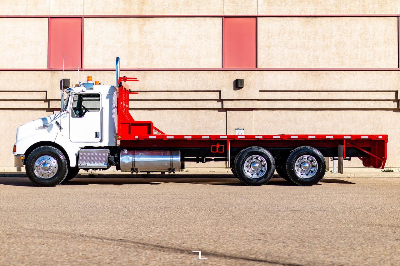 2006 Kenworth T-300 Regular Cab Flat Deck CAT Diesel Red Deer AB