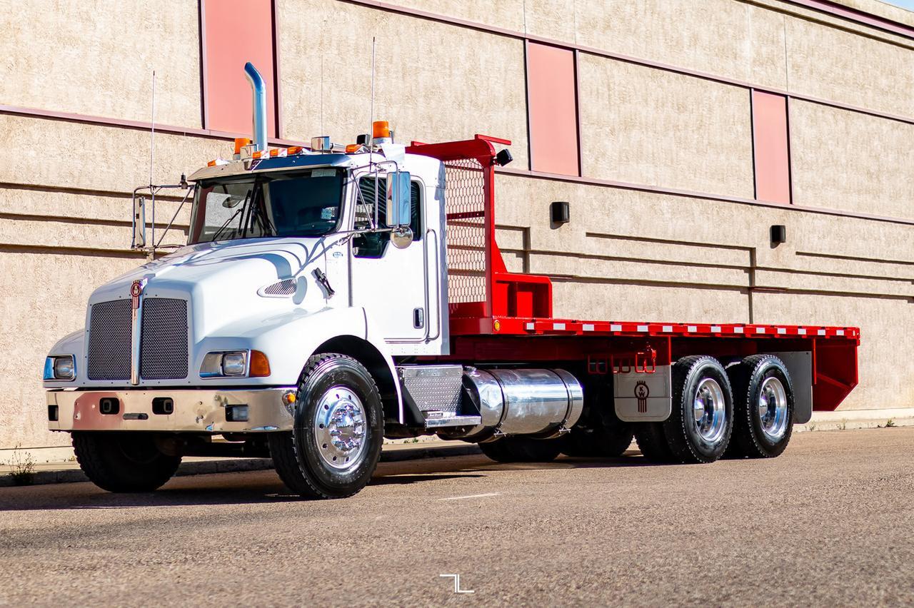 2006 Kenworth T-300 Regular Cab Flat Deck CAT Diesel Red Deer AB