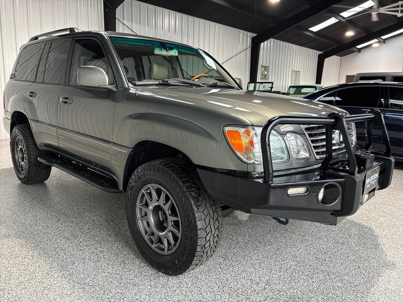 2006 Lexus LX470 Iron Man Lift, Iron Man Bumper with 9500lb Winch, Sliders, 18in Fondmetal Wheels, Timing Belt Just Completed Houston TX
