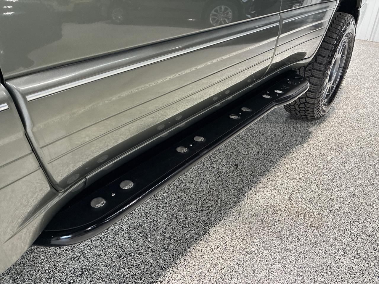 2006 Lexus LX470 Iron Man Lift, Iron Man Bumper with 9500lb Winch, Sliders, 18in Fondmetal Wheels, Timing Belt Just Completed Houston TX