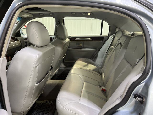 2006 Lincoln Town Car Signature Limited San Antonio TX