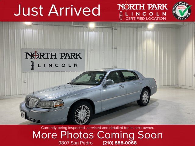 2006 Lincoln Town Car Signature Limited San Antonio TX