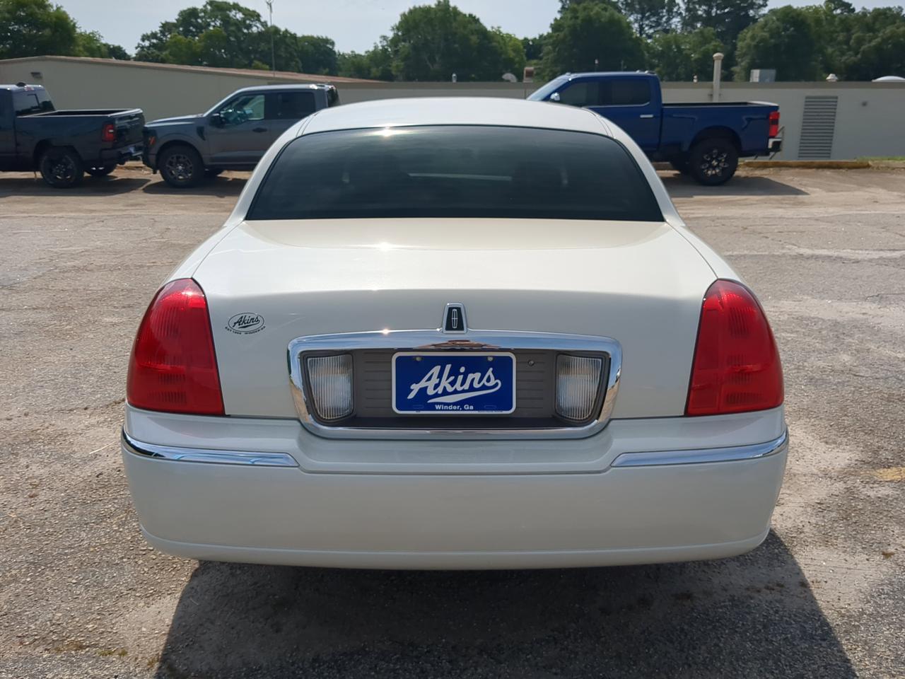 2006 Lincoln Town Car Signature Appleton WI