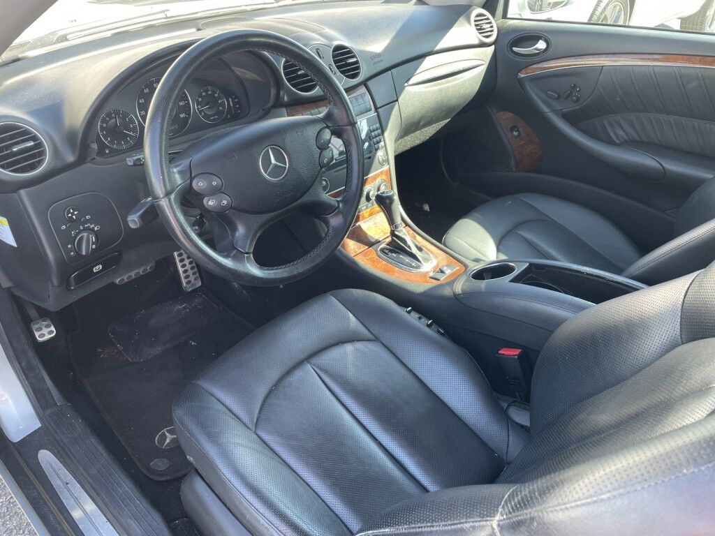 2006 Mercedes-Benz CLK-Class 3.5L~LOW MILES~CLEAN CARFAX~CREAMPUFF~ONLINE FINANCE AND SHIPPING AVAILABLE!!! Sarasota FL