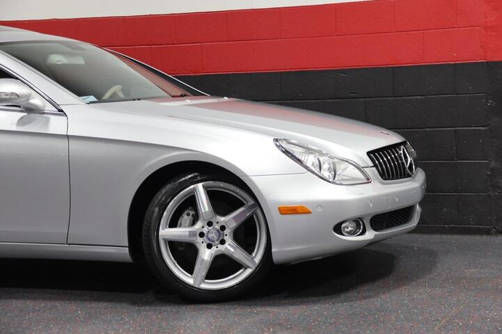 2006 Mercedes-Benz CLS500 AMG Sport 4dr Sedan Chicago IL