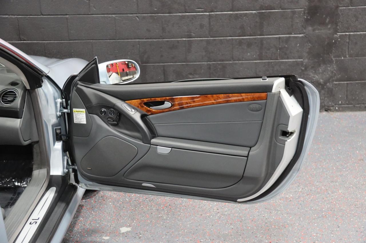 2006 Mercedes-Benz SL500 AMG Sport Pkg 2dr Convertible Skokie IL