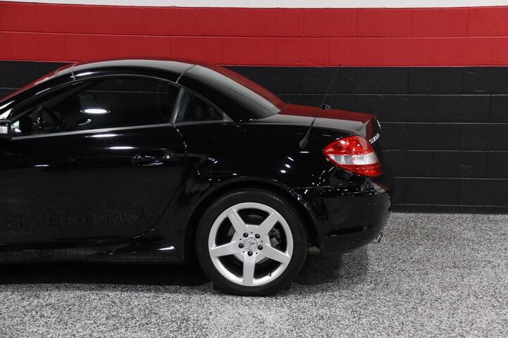 2006 Mercedes-Benz SLK 350 AMG Sport 2dr Roadster Chicago IL