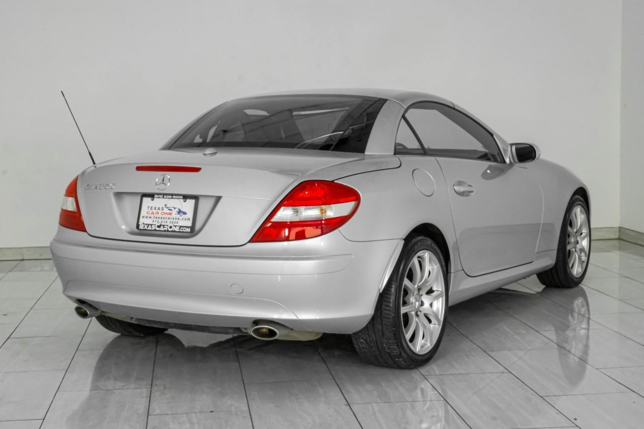 2006 Mercedes-Benz SLK 350 AUTOMATIC NAVIGATION LEATHER HEATED SEATS AIRSCARF HARMAN KARDON Carrollton TX