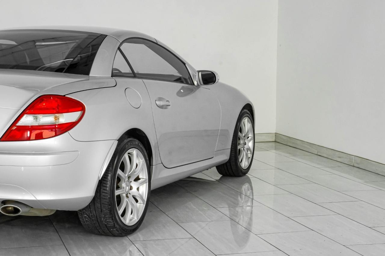 2006 Mercedes-Benz SLK 350 AUTOMATIC NAVIGATION LEATHER HEATED SEATS AIRSCARF HARMAN KARDON Carrollton TX