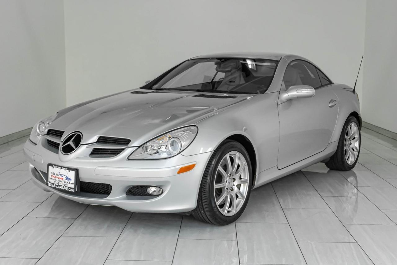 2006 Mercedes-Benz SLK 350 AUTOMATIC NAVIGATION LEATHER HEATED SEATS AIRSCARF HARMAN KARDON Carrollton TX