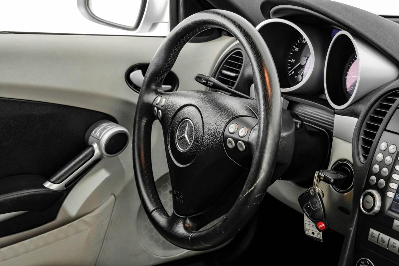 2006 Mercedes-Benz SLK 350 AUTOMATIC NAVIGATION LEATHER HEATED SEATS AIRSCARF HARMAN KARDON Carrollton TX