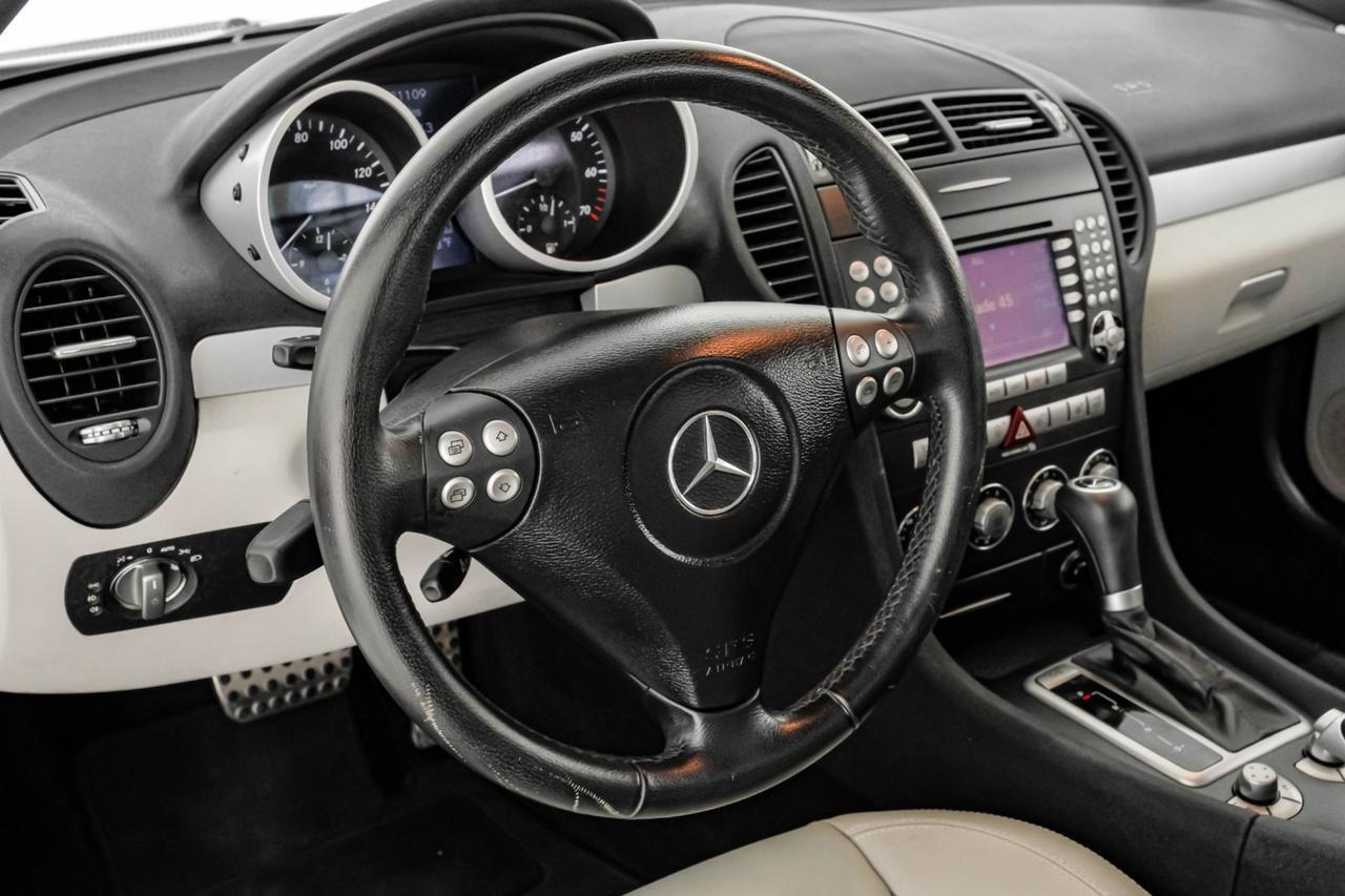 2006 Mercedes-Benz SLK 350 AUTOMATIC NAVIGATION LEATHER HEATED SEATS AIRSCARF HARMAN KARDON Carrollton TX