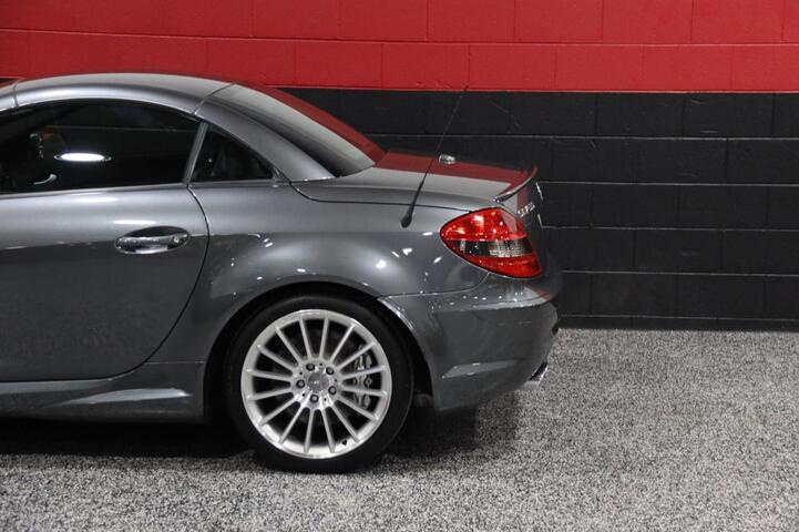 2006 Mercedes-Benz SLK 55 AMG Designo Graphite Edition 2dr Roadster Chicago IL