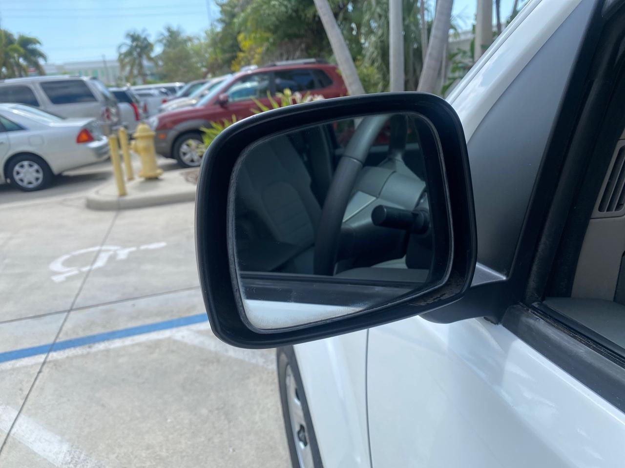2006 Nissan Frontier XE LOW MILES NO ACCIDENTS Pompano Beach FL