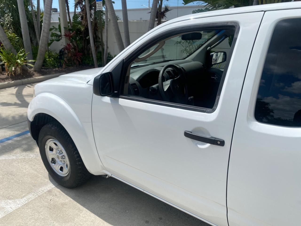 2006 Nissan Frontier XE LOW MILES NO ACCIDENTS Pompano Beach FL