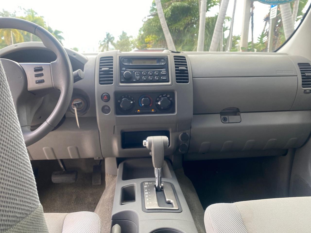 2006 Nissan Frontier XE LOW MILES NO ACCIDENTS Pompano Beach FL