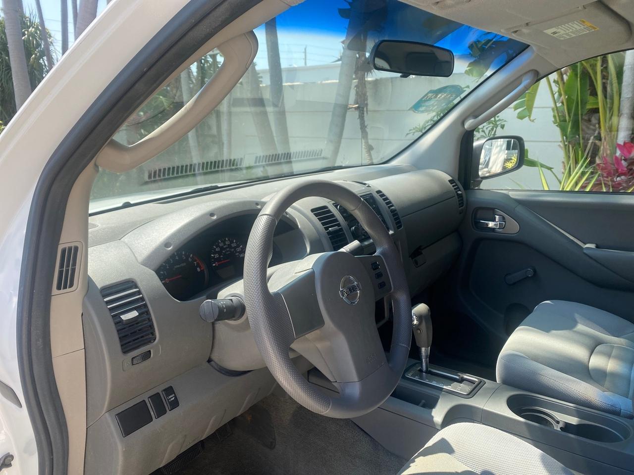 2006 Nissan Frontier XE LOW MILES NO ACCIDENTS Pompano Beach FL