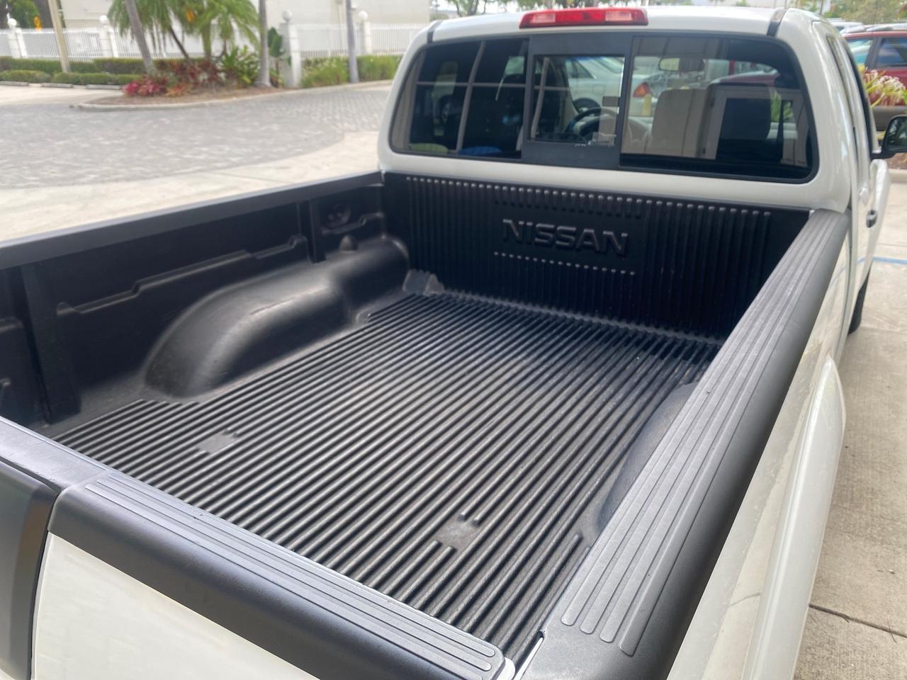 2006 Nissan Frontier XE LOW MILES NO ACCIDENTS Pompano Beach FL