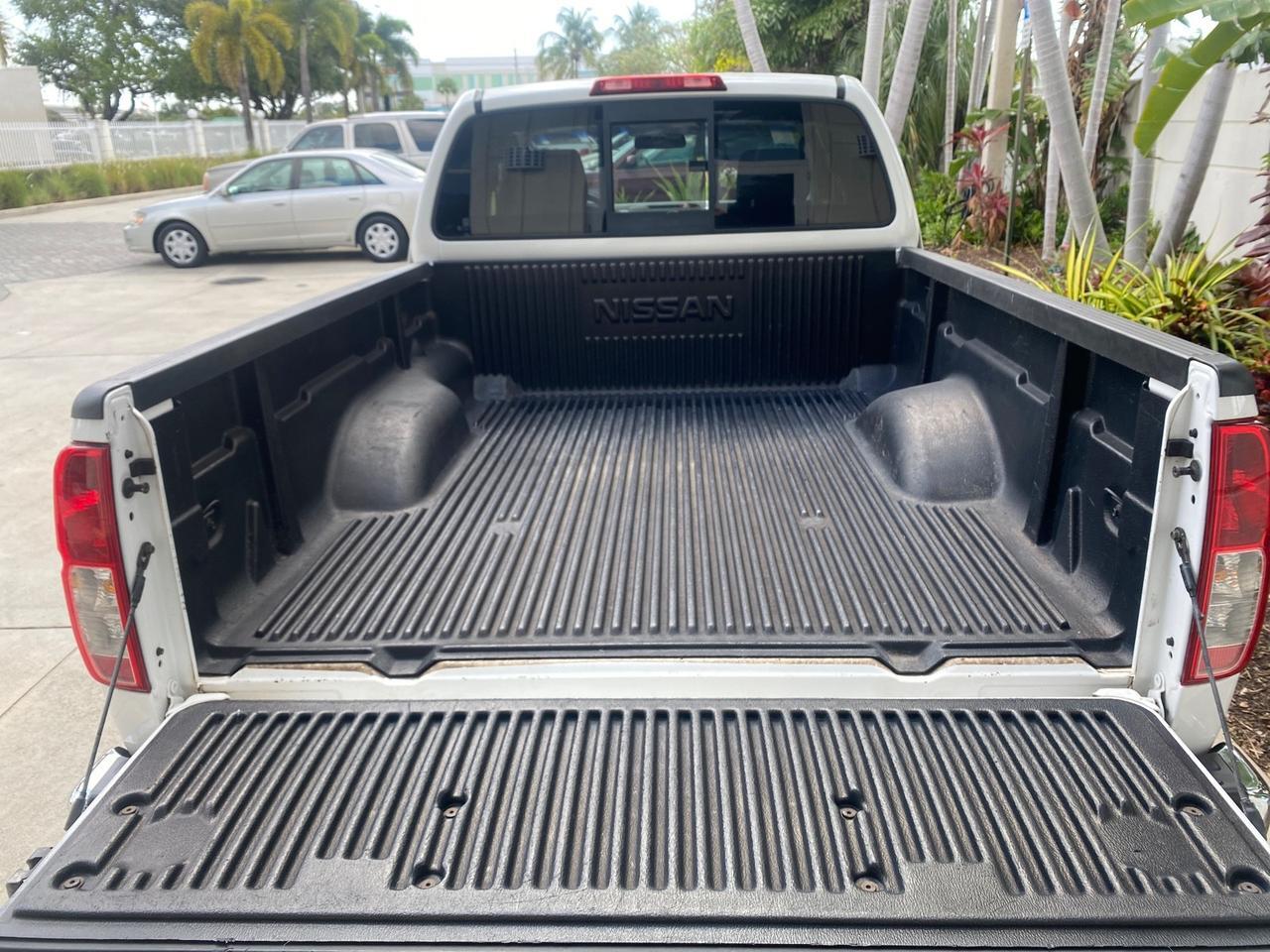2006 Nissan Frontier XE LOW MILES NO ACCIDENTS Pompano Beach FL