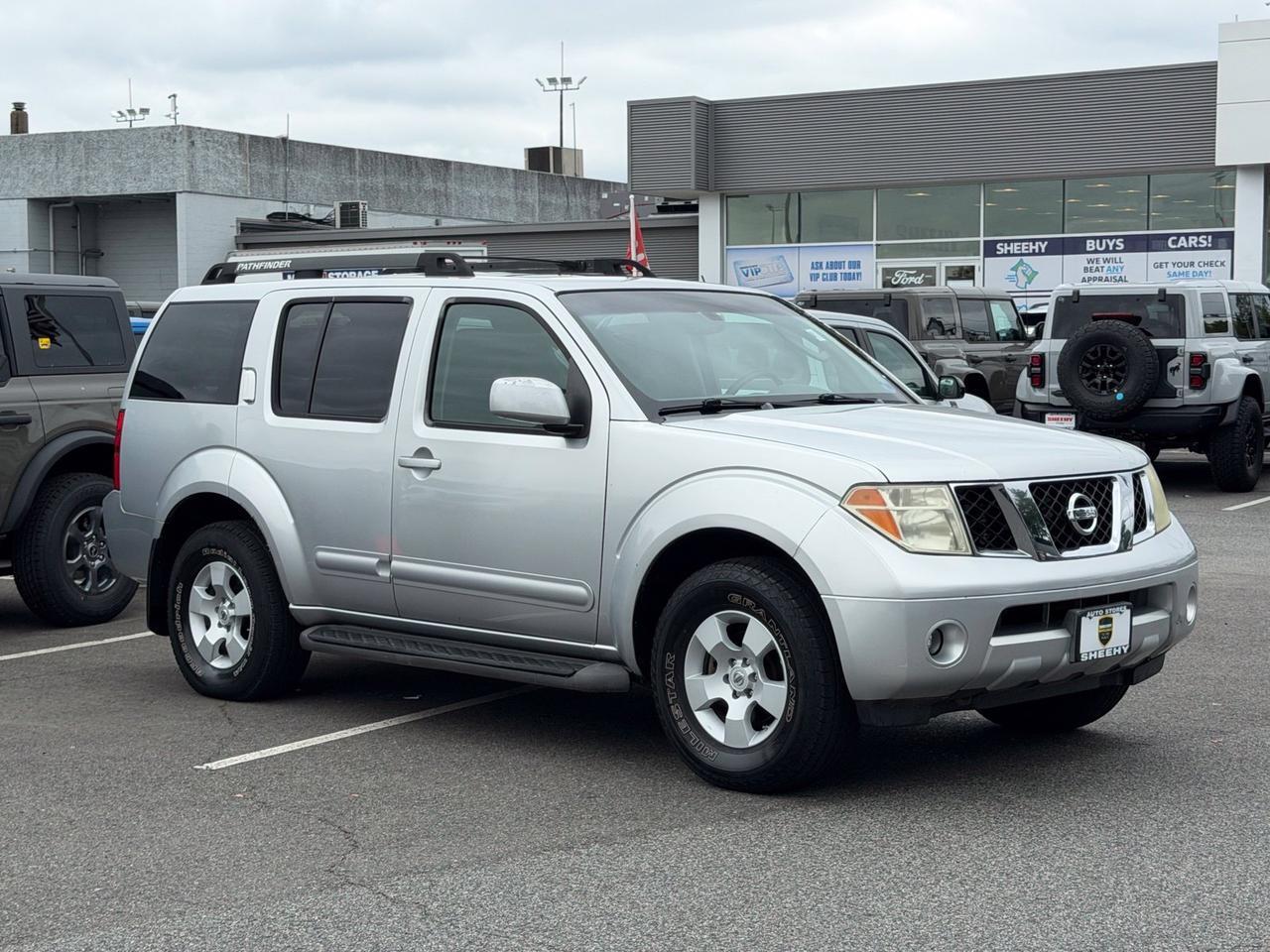 2006 Nissan Pathfinder SE