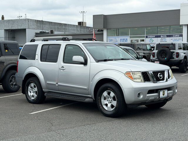 2006 Nissan Pathfinder SE