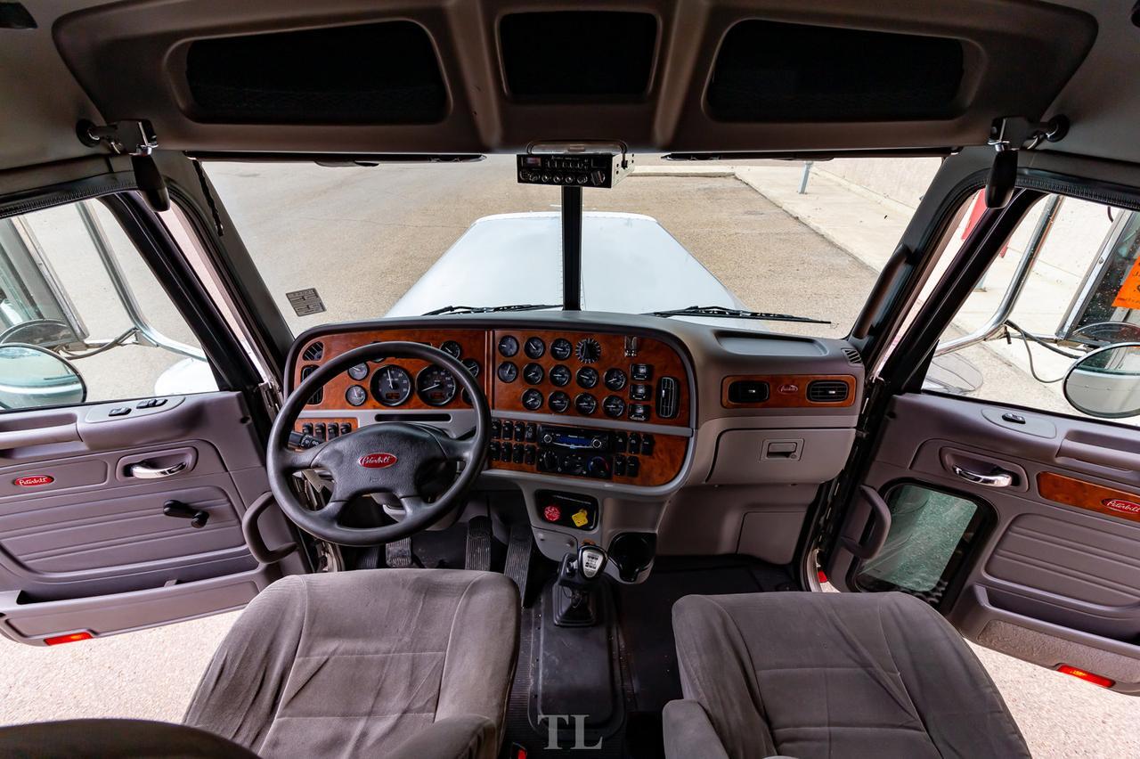 2006 Peterbilt 379 Longnose Tractor Sleeper Red Deer AB
