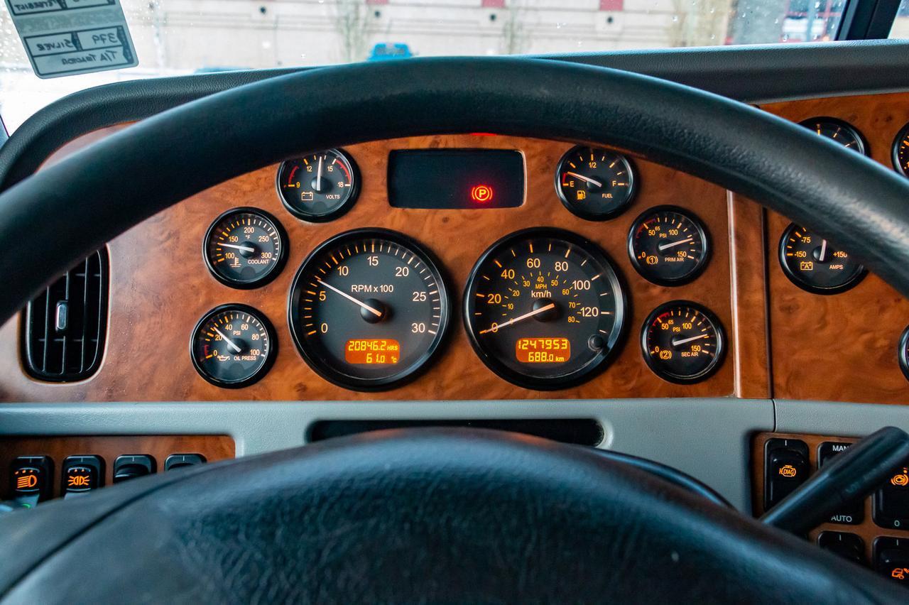 2006 Peterbilt 379 Longnose Tractor Sleeper Red Deer AB