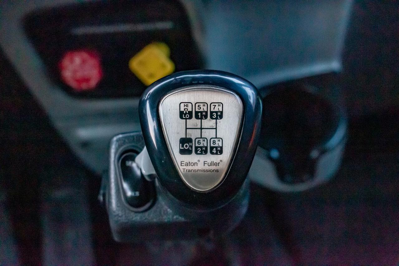 2006 Peterbilt 379 Longnose Tractor Sleeper Red Deer AB