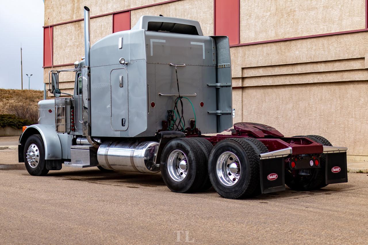 2006 Peterbilt 379 Longnose Tractor Sleeper Red Deer AB
