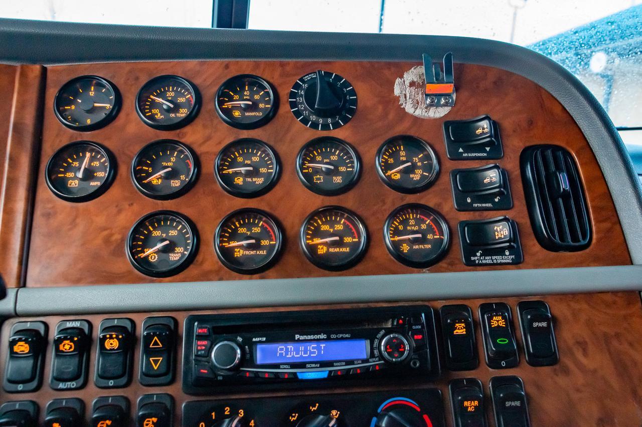 2006 Peterbilt 379 Longnose Tractor Sleeper Red Deer AB