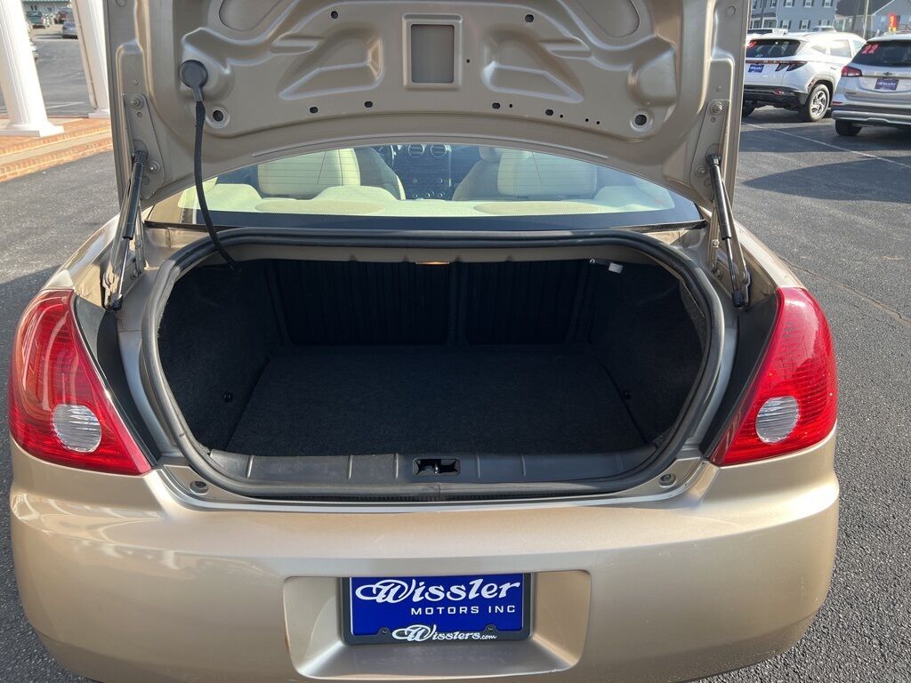 2006 Pontiac G6 Base Mount Joy PA