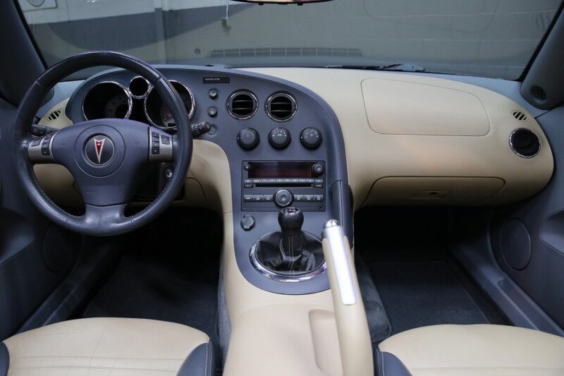 2006 Pontiac Solstice Plainview NY