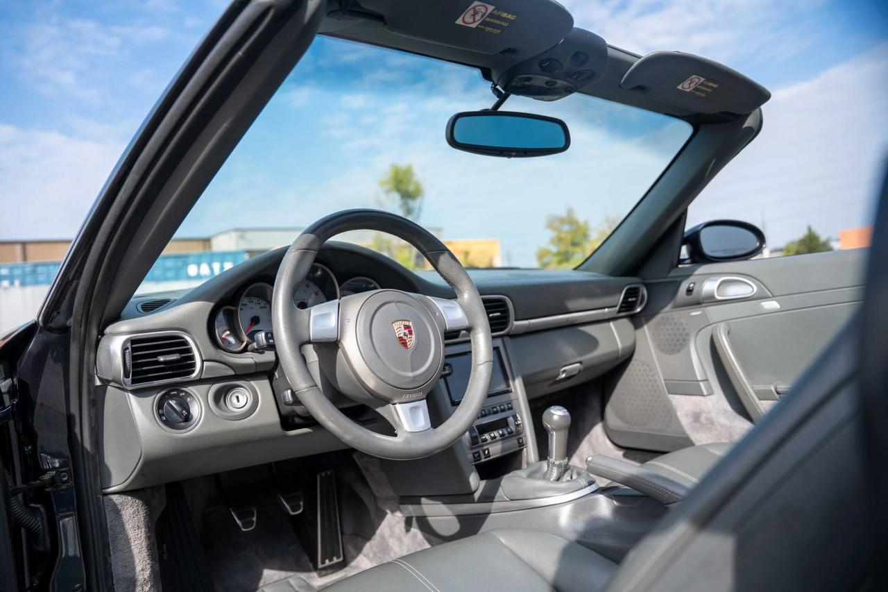 2006 Porsche 911 Carrera S Cabriolet 2D St. Louis MO
