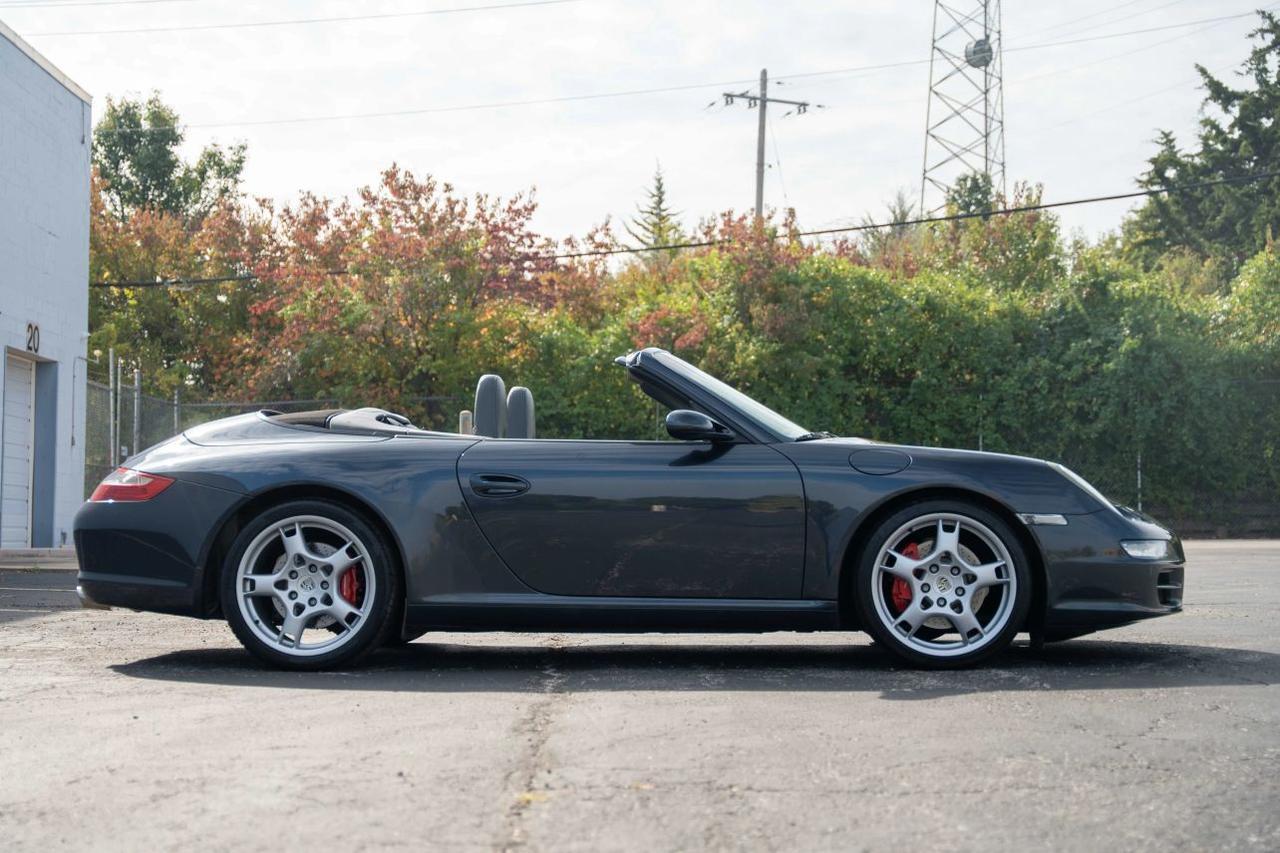 2006 Porsche 911 Carrera S Cabriolet 2D St. Louis MO